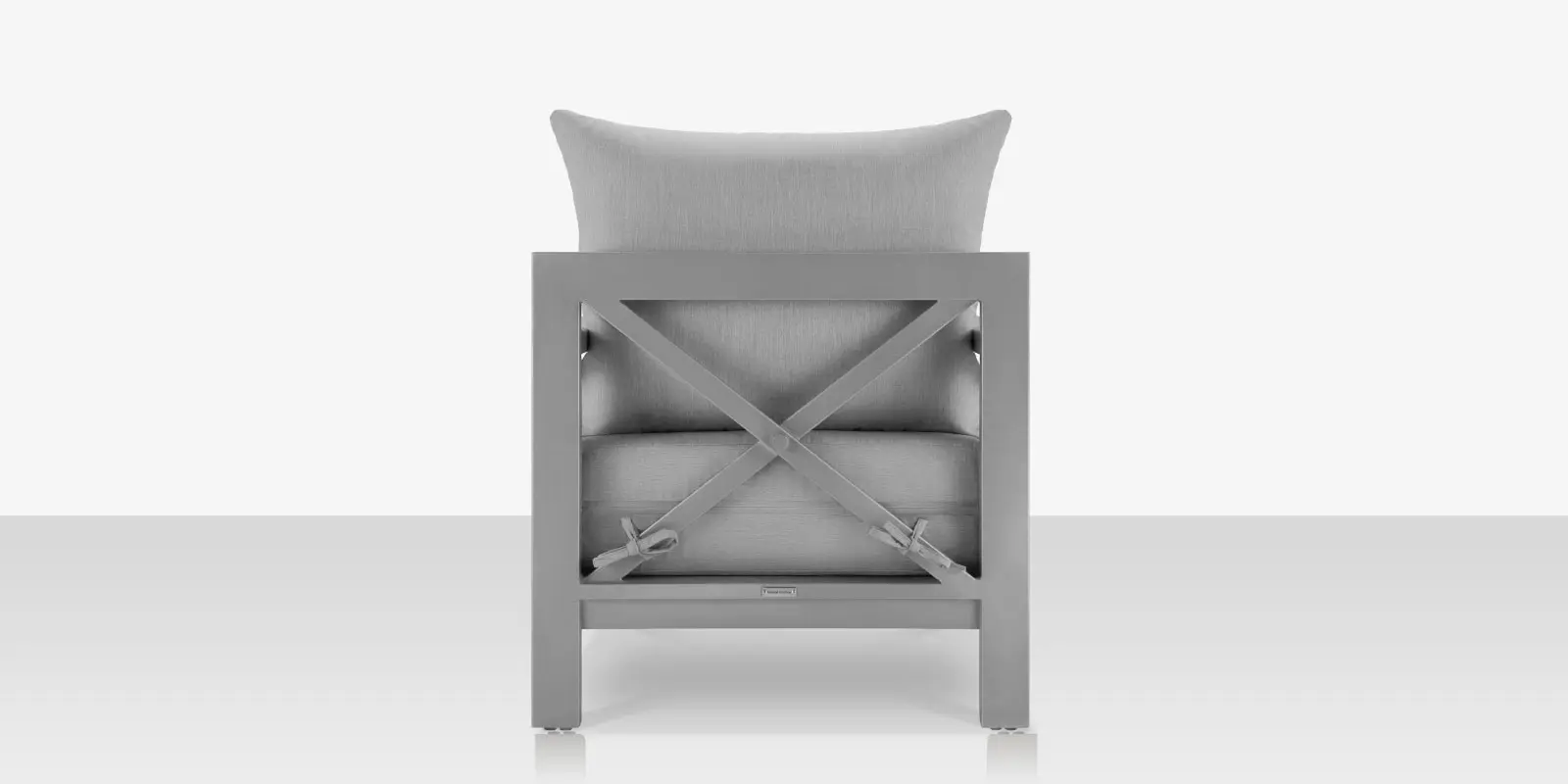 dynasty_clubchair_silver_back.webp