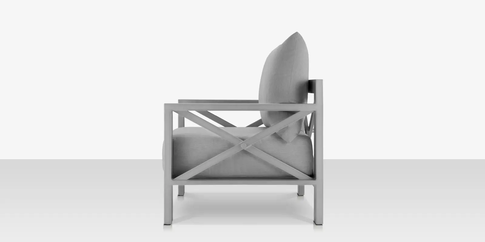 dynasty_clubchair_silver_side.webp