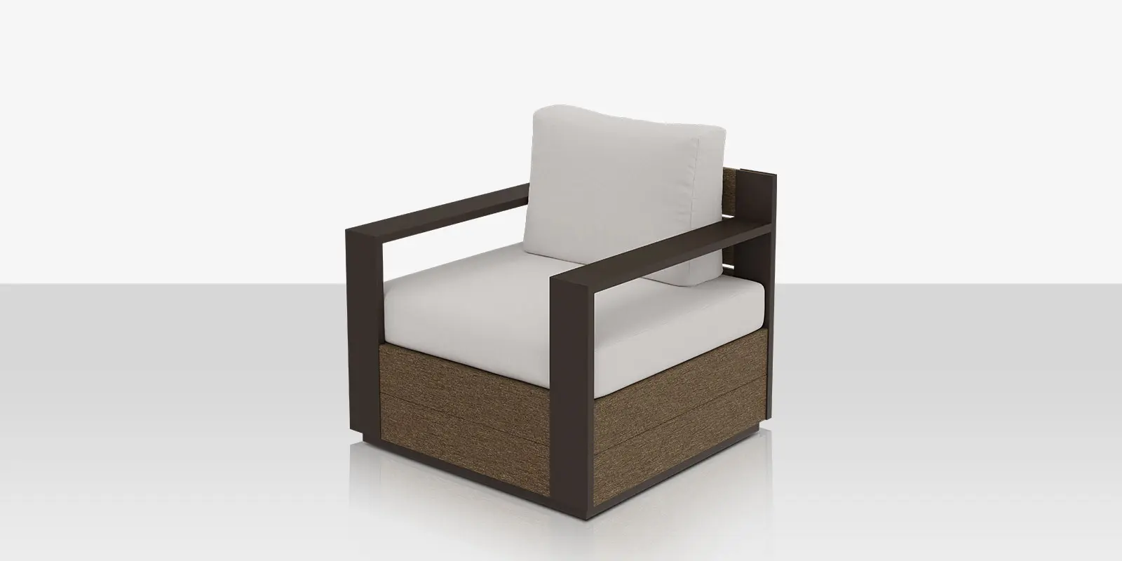 eclipse_clubchair_high_angle.webp