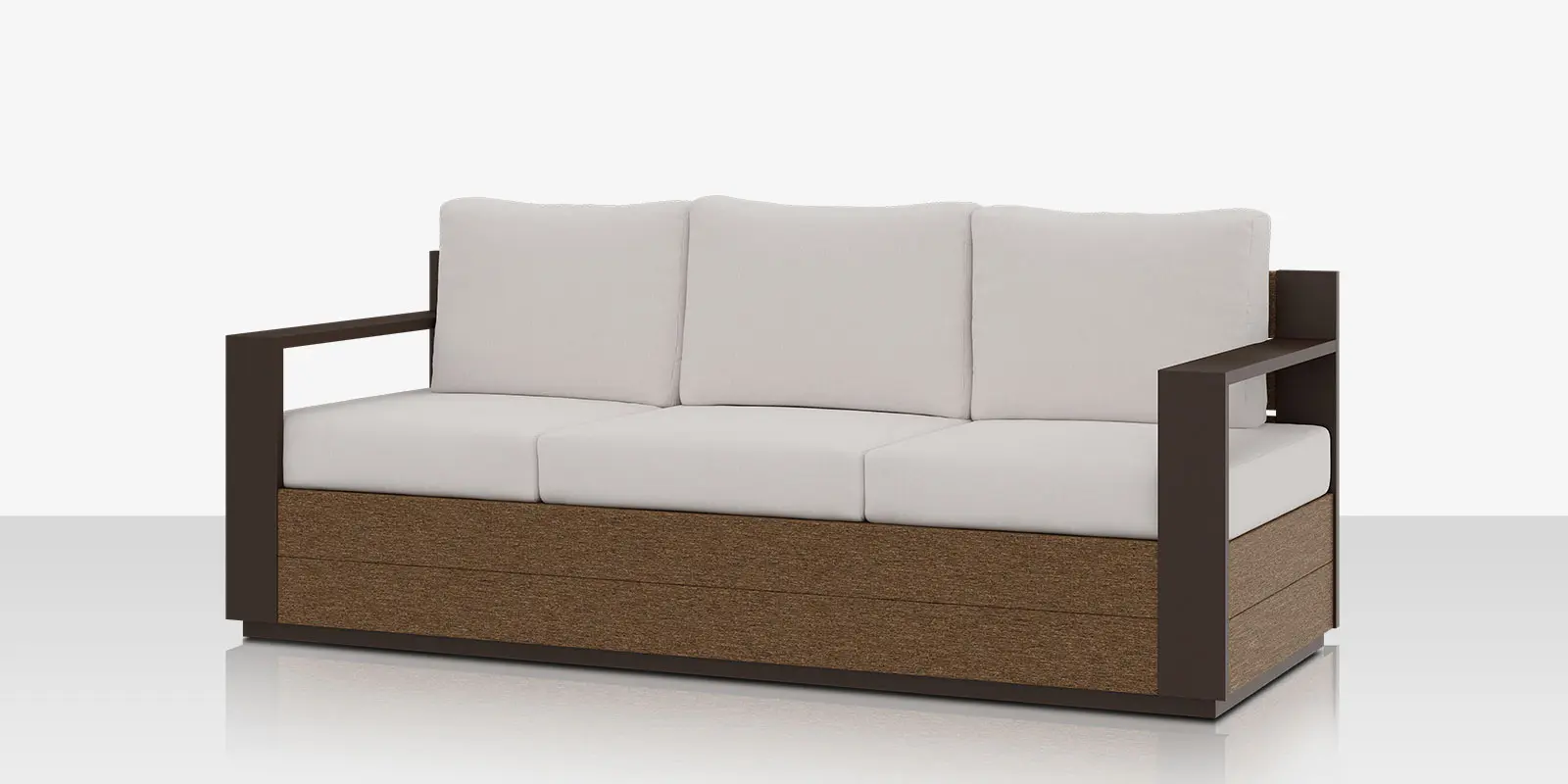 eclipse_sofa_angle.webp
