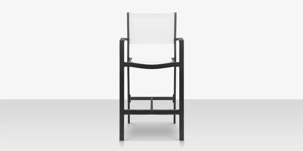 01_fusion_black_bar_armchair_front.webp