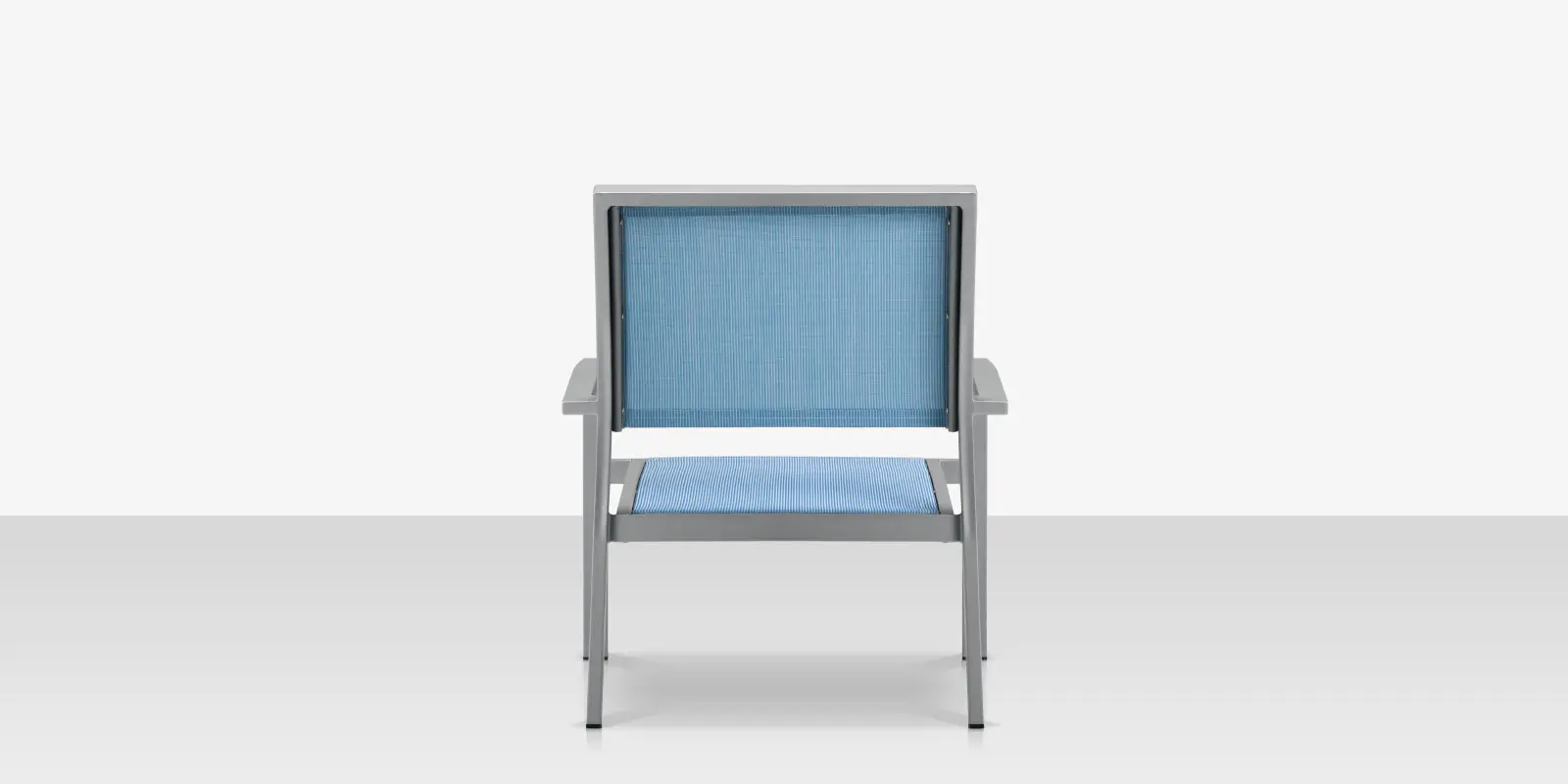 09_fusion_club_chair_back.webp