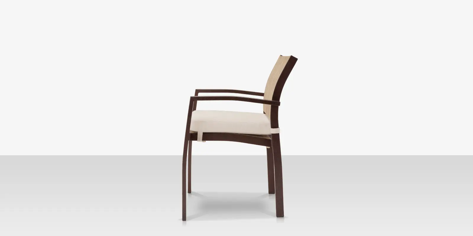 fusion_chair_bronze_cushion_side.webp