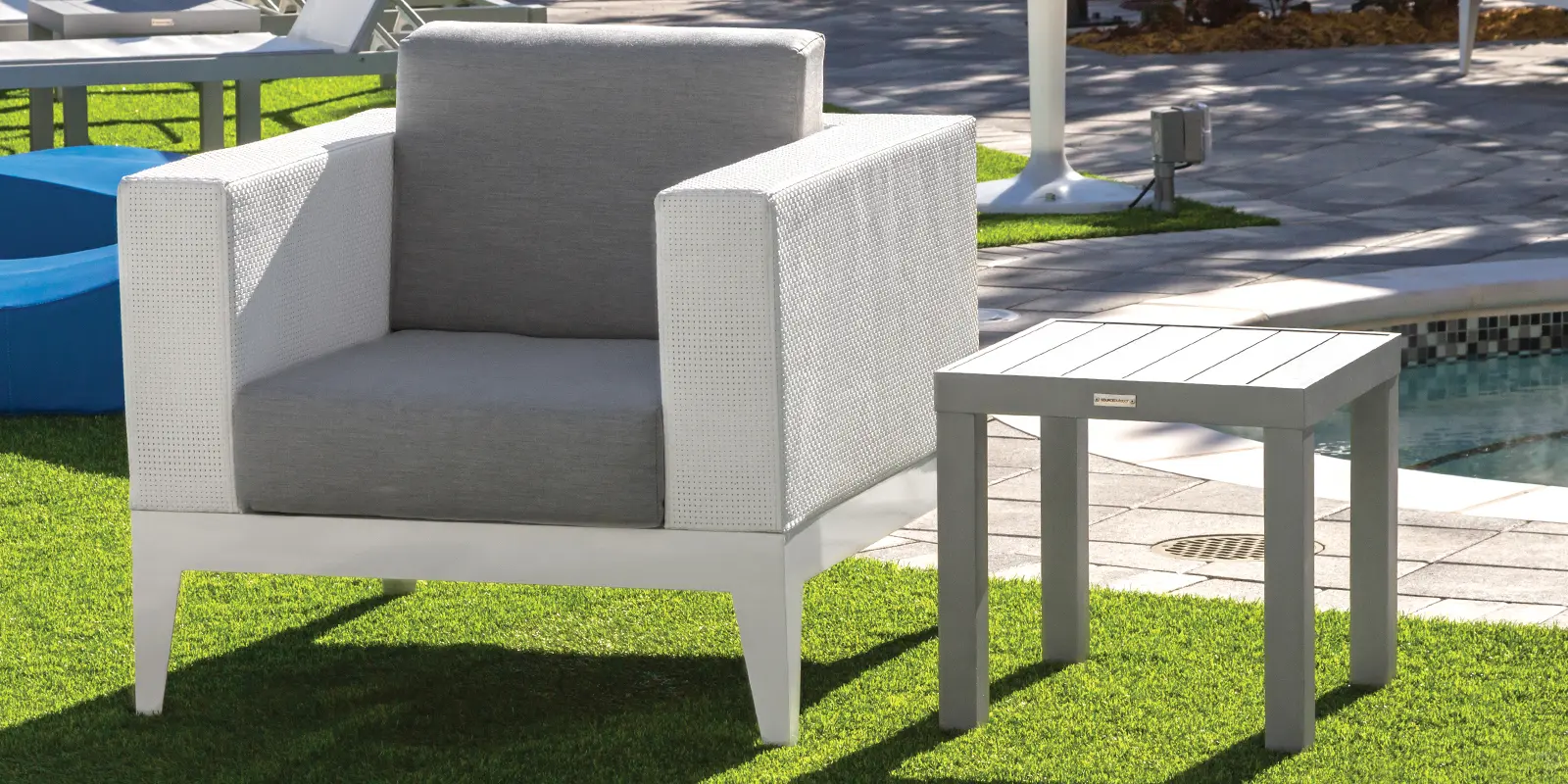 gallery01_fusion_end_table.webp