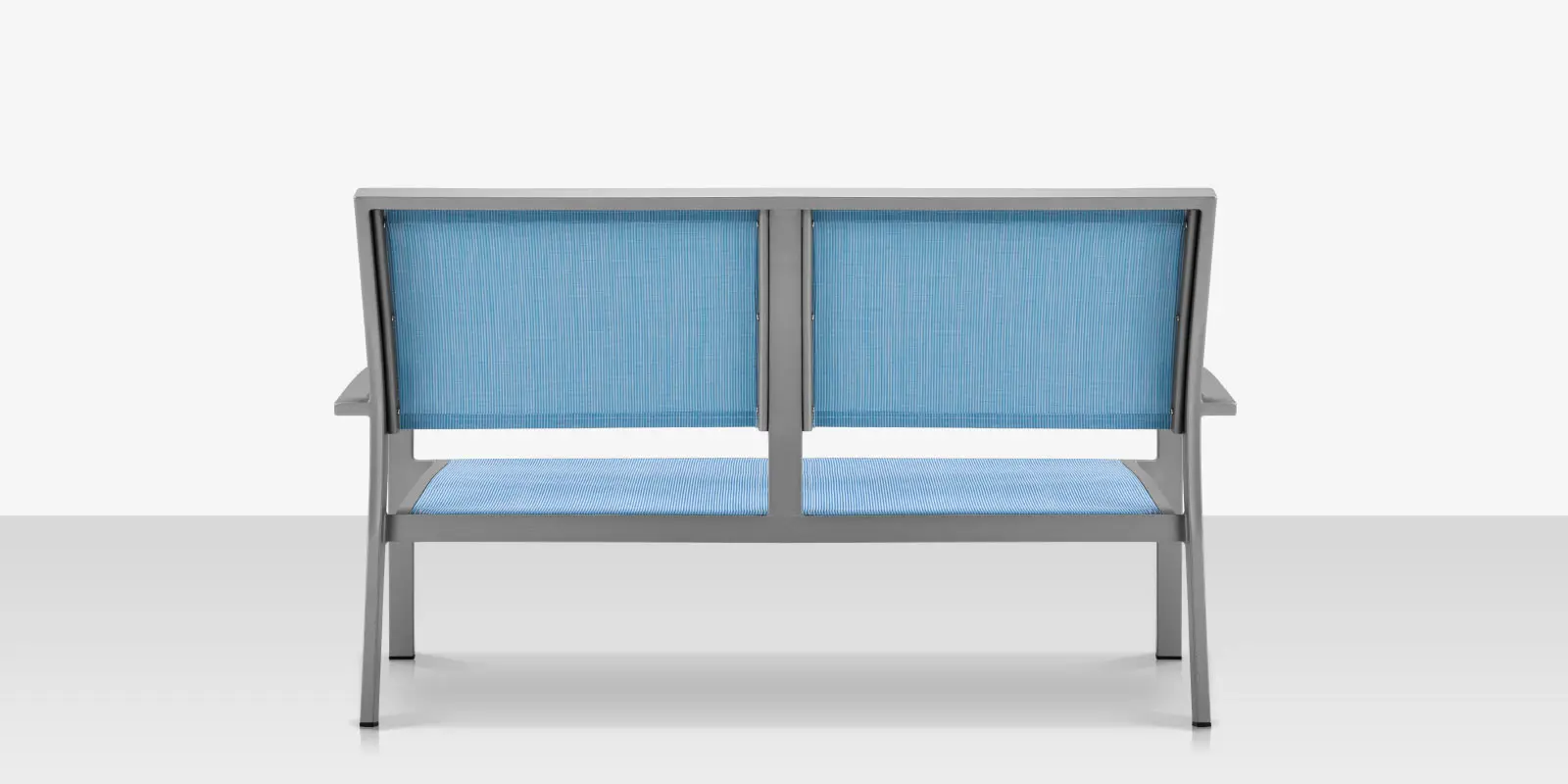 09_fusion_loveseat_back.webp