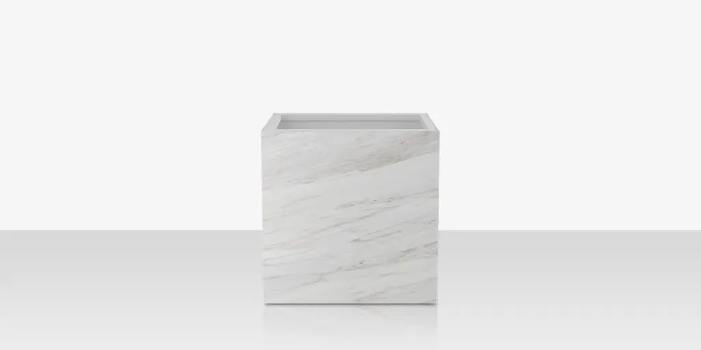 porcelain_planter_24x24x24_front.webp