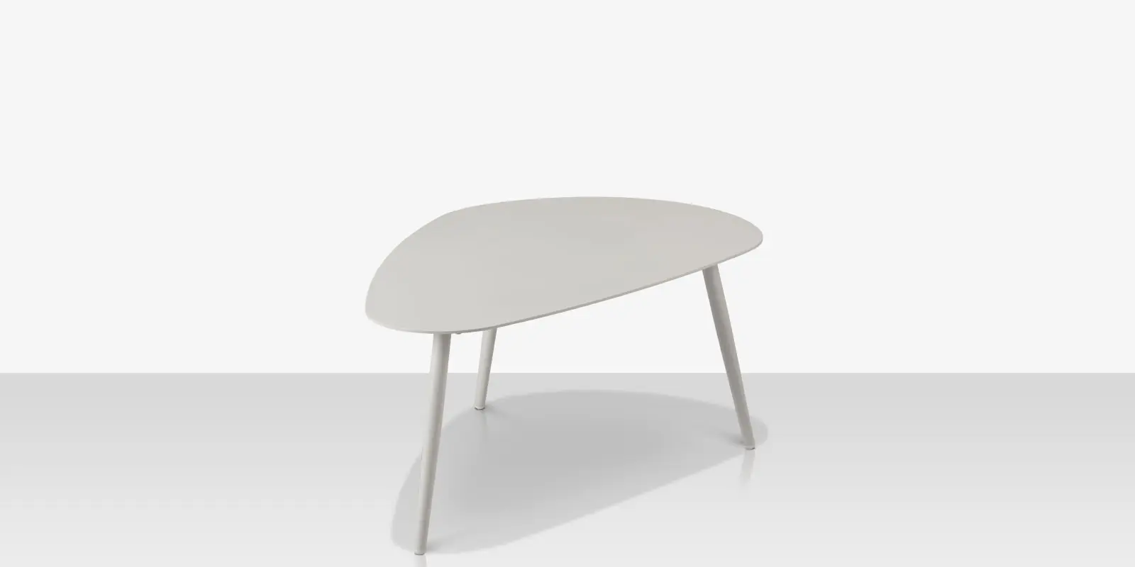 vines_large_table_02.webp