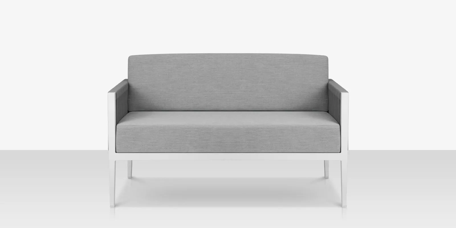 05_skye_loveseat_front.webp